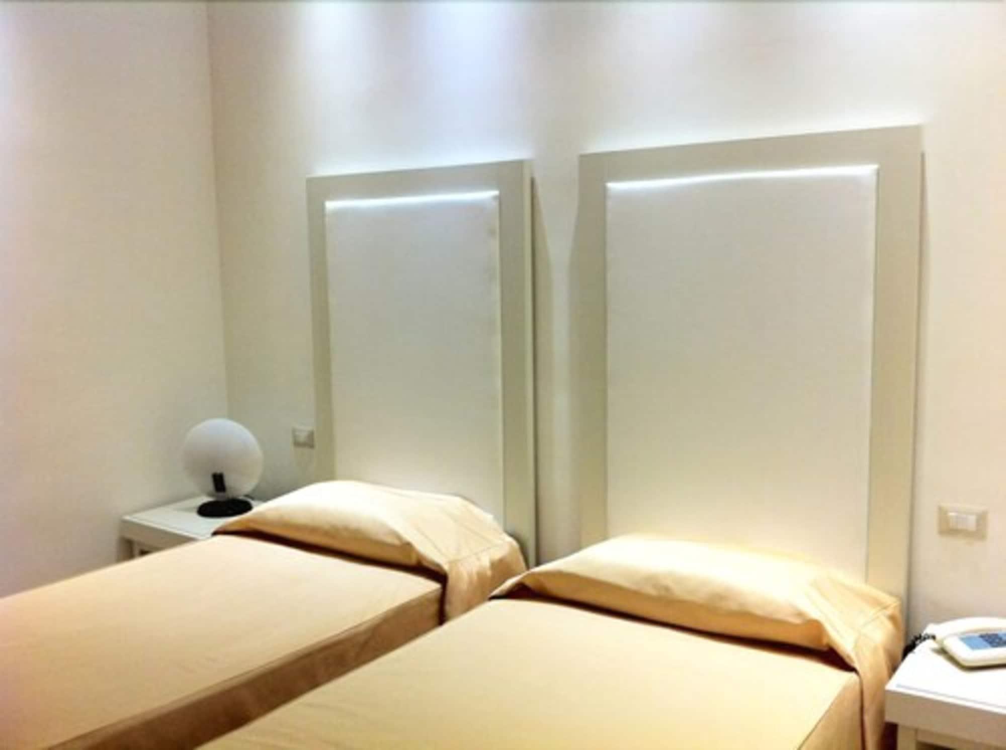 Hotel Europa Foggia Luaran gambar