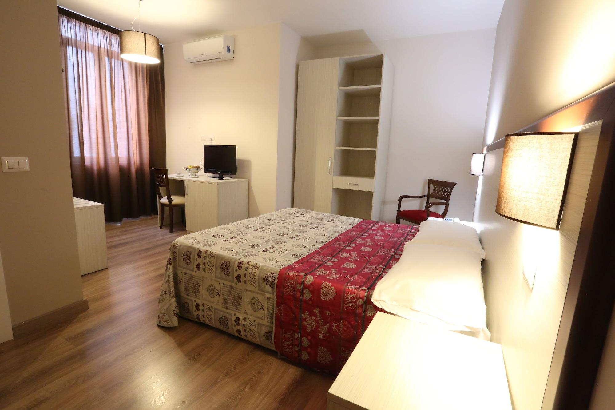 Hotel Europa Foggia Luaran gambar