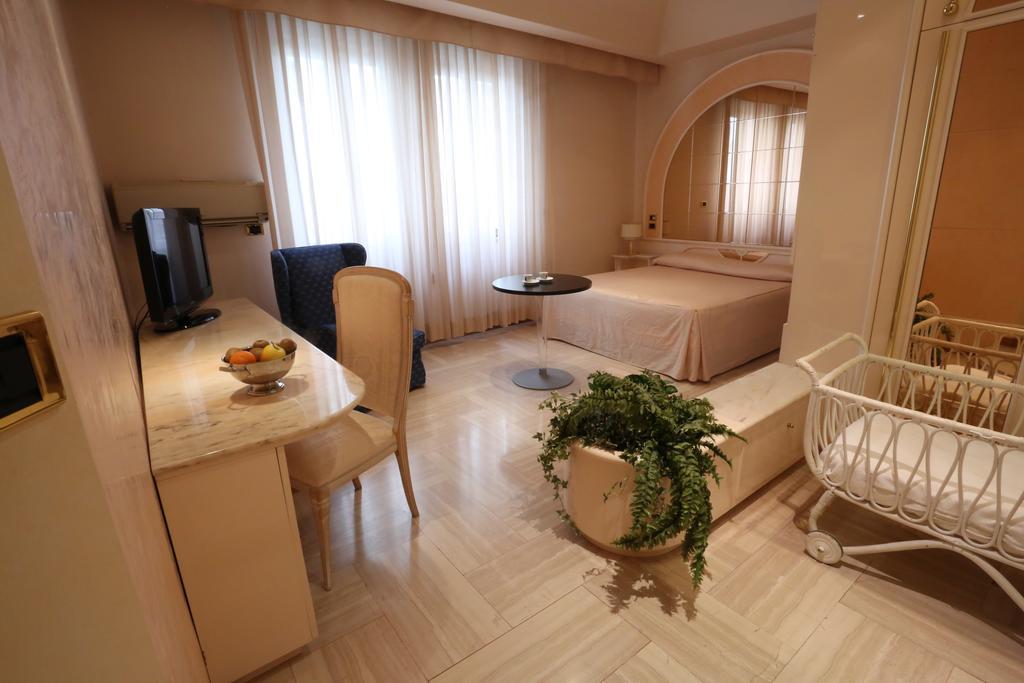 Hotel Europa Foggia Luaran gambar