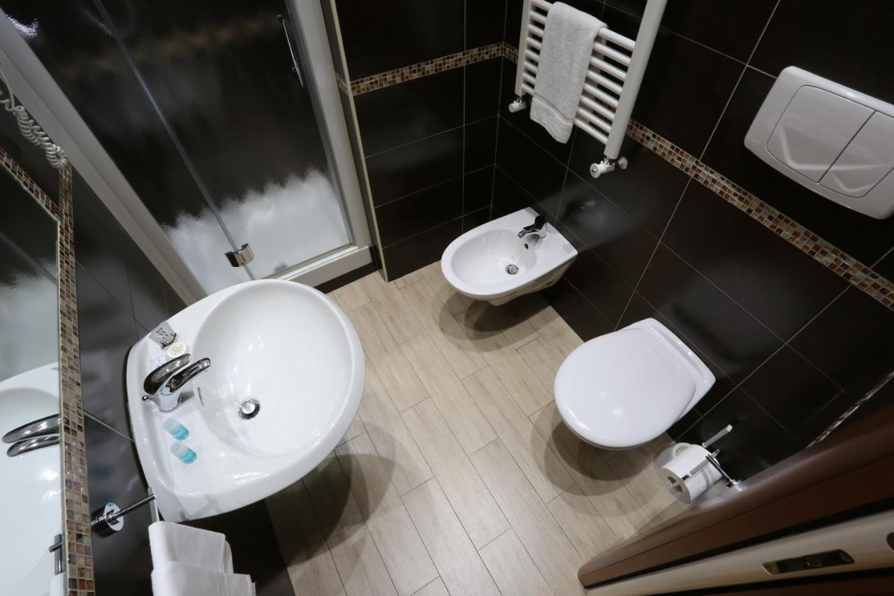 Hotel Europa Foggia Luaran gambar